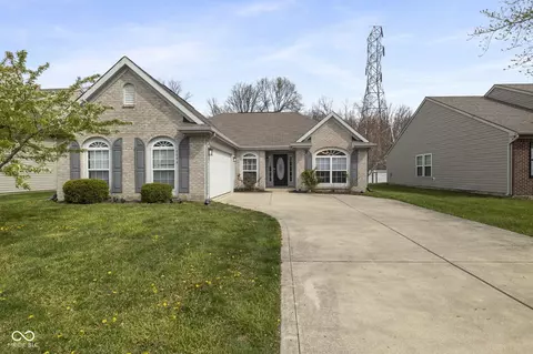 6846 Emerald Bay Ln, Indianapolis, IN 46237
