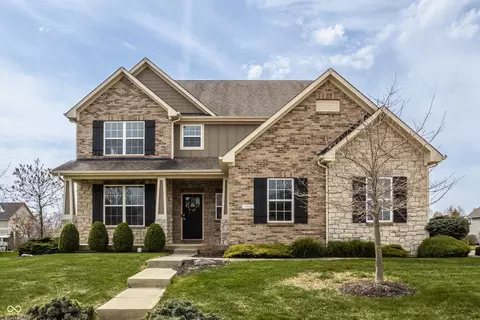 5869 Belchamp Dr, Noblesville, IN 46062