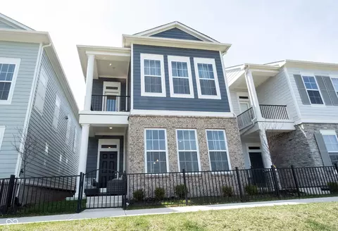 1099 Valentine Ln, Carmel, IN 46032