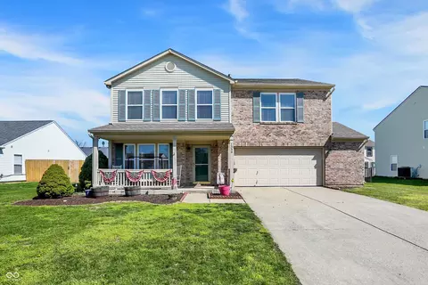 1330 Redwood Dr, Greenfield, IN 46140
