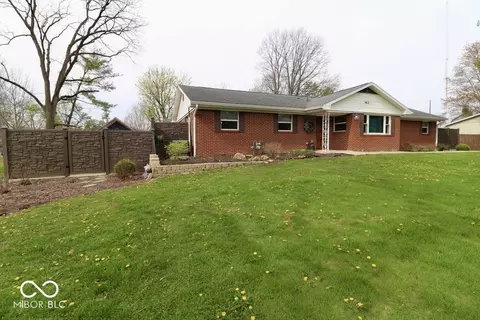 1413 W Us Highway 136, Crawfordsville, IN 47933