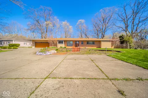 620 Black Rd, New Castle, IN 47362
