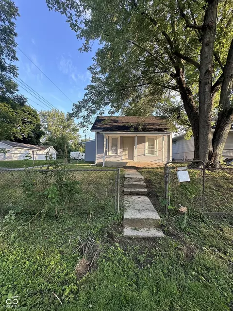 1122 E 27th St, Marion, IN 46953