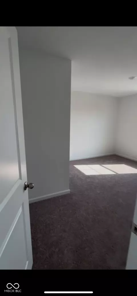 8155 Clary Ln, Pendleton, IN 46064 photo 3