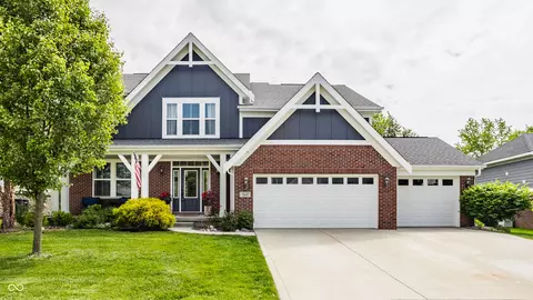 3640 Snowdon Dr, Westfield, IN 46074