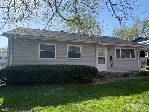 613 Crescent Dr, Greencastle, IN 46135
