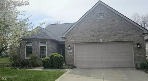 13648 Seven Oaks Dr, Fishers, IN 46038