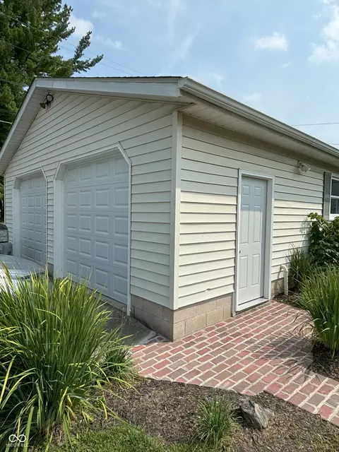 921 W Brook St, Mitchell, IN 47446 photo 38