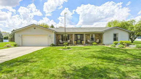 7170 Janean Dr, Brownsburg, IN 46112