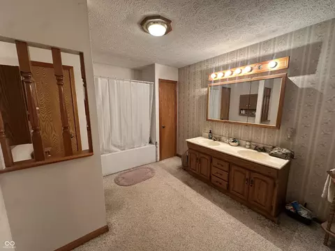 Bath - 217 N Main St, Marshall, IN 47859 photo 1 of 6