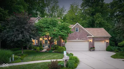 4541 Greenthread Ct, Zionsville, IN 46077