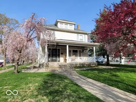 1201 N Main St, Rushville, IN 46173