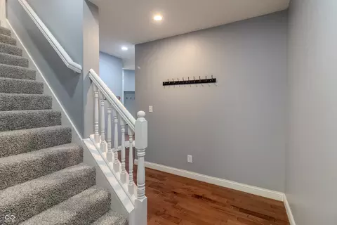 Entry Way - 6472 Independence Ct, Pendleton, IN 46064 photo 5 of 5