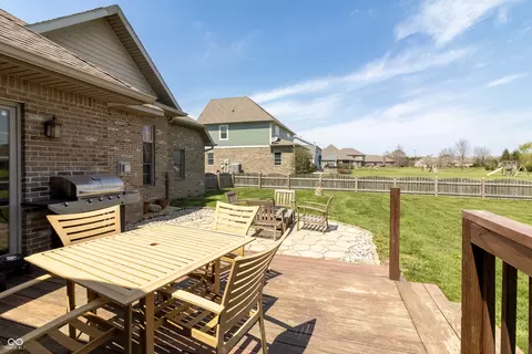 Exterior - 6472 Independence Ct, Pendleton, IN 46064 photo 10 of 16