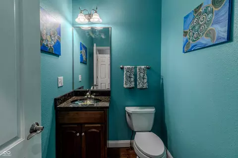 Bath - 6472 Independence Ct, Pendleton, IN 46064 photo 9 of 10