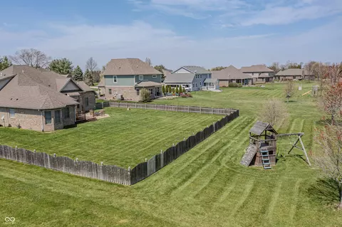 View/Area - 6472 Independence Ct, Pendleton, IN 46064 photo 8 of 10