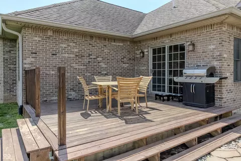 Exterior - 6472 Independence Ct, Pendleton, IN 46064 photo 8 of 16
