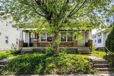821-823 N Bradley Ave, Indianapolis, IN 46201