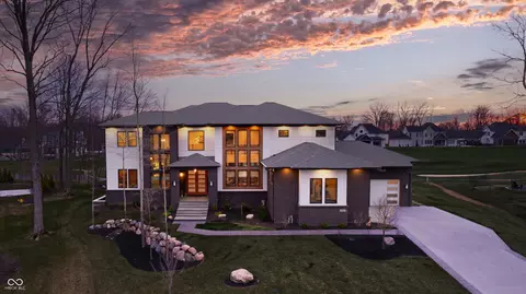 4292 Alderborough Way, Zionsville, IN 46077