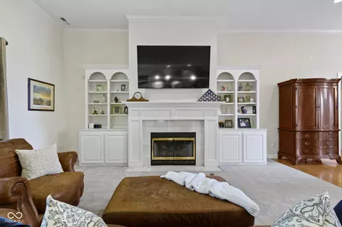 Living - 10794 Pine Needle Ct, Fishers, IN 46037 photo 3 of 5