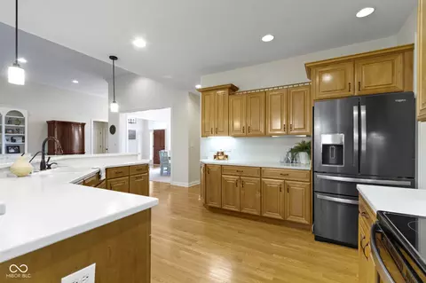 Kitchen - 10794 Pine Needle Ct, Fishers, IN 46037 photo 6 of 7