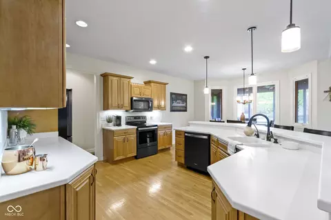 Kitchen - 10794 Pine Needle Ct, Fishers, IN 46037 photo 3 of 7