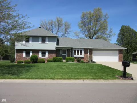 4166 Cobblestone Way, Greenwood, IN 46143