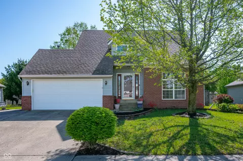 419 Old Glory Dr, Greenfield, IN 46140