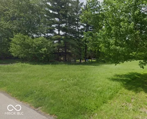 418 E Beechwood Ln, Indianapolis, IN 46227