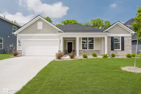 6474 Ambassador Dr, Plainfield, IN 46168