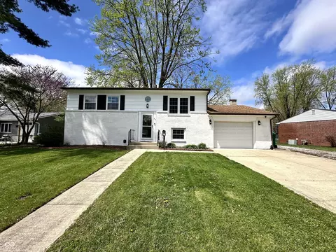 210 Prairie Pkwy, Brownsburg, IN 46112
