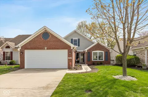 10820 Washington Bay Dr, Fishers, IN 46037