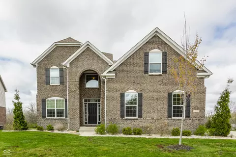 8330 Dumfries Dr, Brownsburg, IN 46112