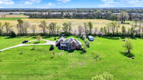 5299 W Pr Black Hawk, Edinburgh, IN 46124