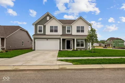 10138 Redwood Peak Ln, Indianapolis, IN 46259
