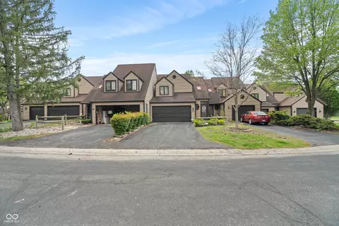 9658 Highgate Cir N, Indianapolis, IN 46250