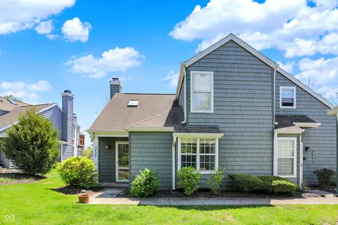 2809 Somerset Bay, Indianapolis, IN 46240