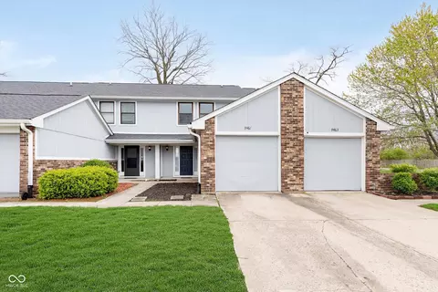 9467 Sandpiper W Dr, Indianapolis, IN 46268