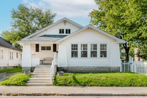 209 W Broadway St, Alexandria, IN 46001