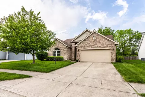 5845 Arrowleaf Ln, Carmel, IN 46033
