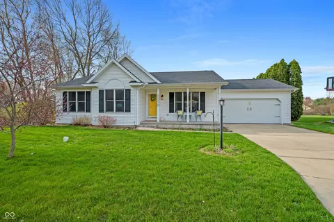 29252 Summer Tree Ln, Elkhart, IN 46517