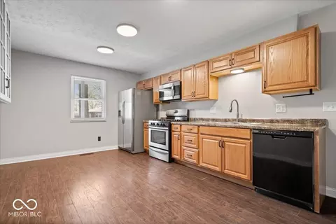 9814 E 17th St, Indianapolis, IN 46229 photo 10