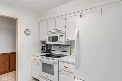 11415 Central Dr E, Carmel, IN 46032 photo 9