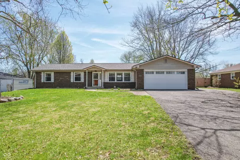 8051 Sycamore Springs Trl, Indianapolis, IN 46239