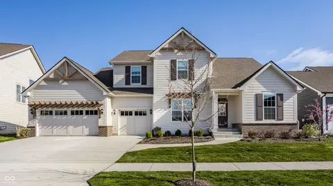 15655 Woodford Dr, Westfield, IN 46074