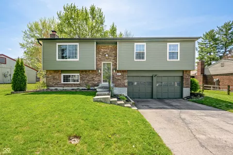 3615 Dawnwood Dr, Indianapolis, IN 46227