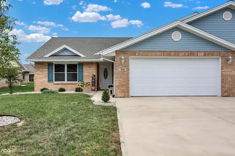 400 E Charter Dr, Muncie, IN 47303