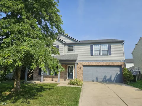 2348 Shadowbrook Dr, Plainfield, IN 46168 photo 1