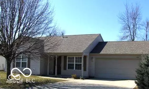 4036 Fairoaks Ct, Franklin, IN 46131