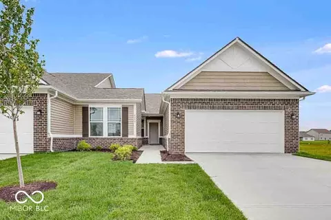 2249 Aviary Ln, Danville, IN 46122